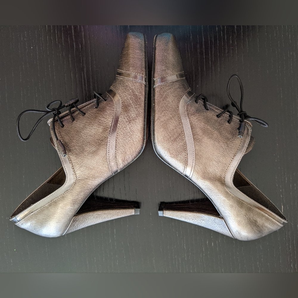 Excellent condition size 7 3" heels - Picture 4 of 11